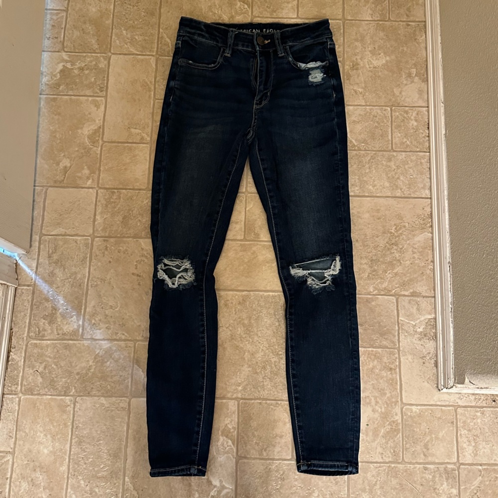 American eagle distressed jegging